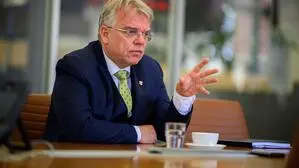 Bernhard Fink warnt vor Messenger-Überwachung: „Man muss Unschuldige schützen“