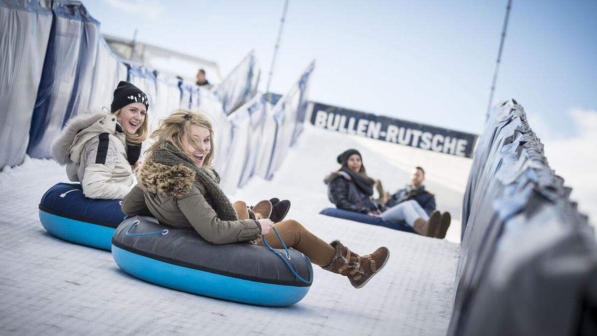 Rasant am Ring unterwegs, im Winter mit der Bullenrutsche