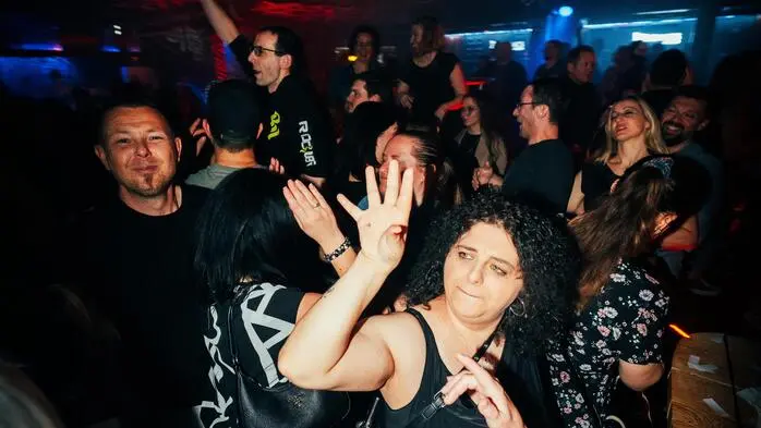 In der Event Fabrik ging am vergangenen Wochenende die erste Ü30-Party über die Bühne