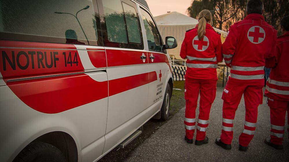 Die beiden Verletzten wurden vom Roten Kreuz ins LKH Leoben eingeliefert