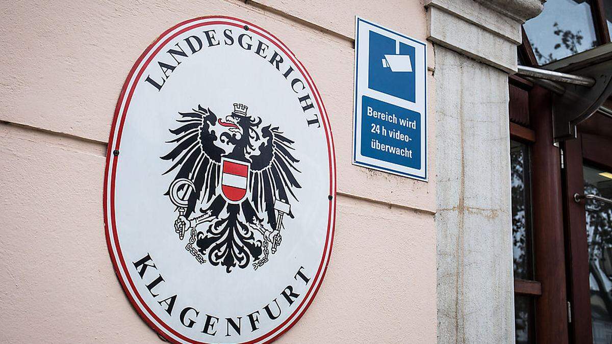 Der Albaner musste sich am Landesgericht Klagenfurt wegen Nötigung verantworten