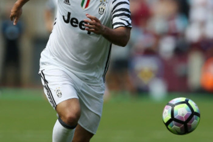 3. Gonzalo Higuain (ARG/Napoli - Juventus Turin 2016) 94,7 Mio.