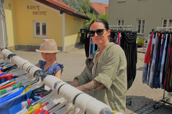 Es war wieder eine besondere Mischung aus Spaß, Schnäppchen, Genuss und Unterhaltung, der das Fest zu einem Highlight für Jung und Alt machte.