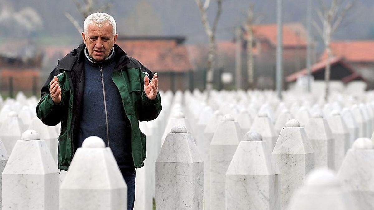 Gedenken an die Opfer des Massakers in Srebrenica