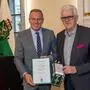 Klöcher Immobillienmarkler Gerald Gollenz wurde vom Land mit dem Goldenen Ehrenzeichen ausgezeichnet
