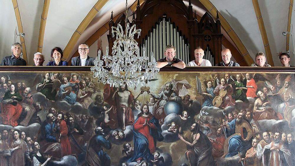 Das imposante Gemälde aus dem Barock fand wieder einen Platz in der Kirche in Neuhaus