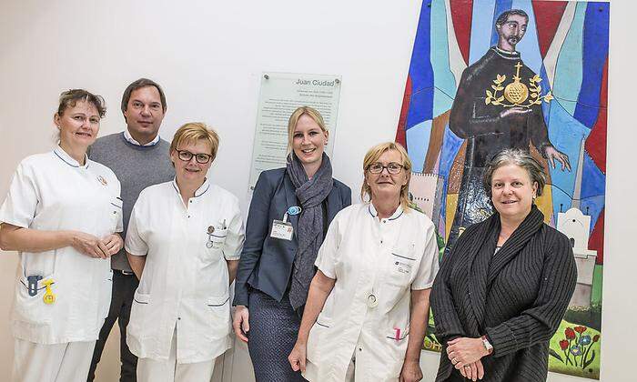 Lisette Görgei-Zeltner, Michael Steiner, Gudrun Rainer, Elisabeth Rogy und Dagmar Tamegger mit Susanne Koschier (von links) 