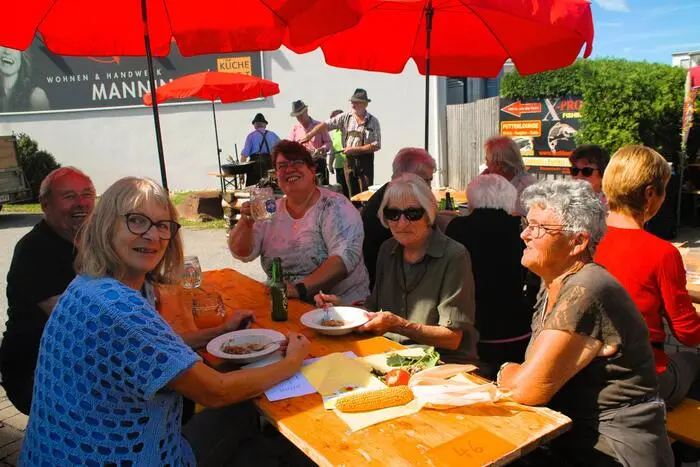 Obfrau Ingrid Groß und ihr Team luden am vergangenen Wochenende zur Sport- und Kulturhalle Sinabelkirchen ein. 