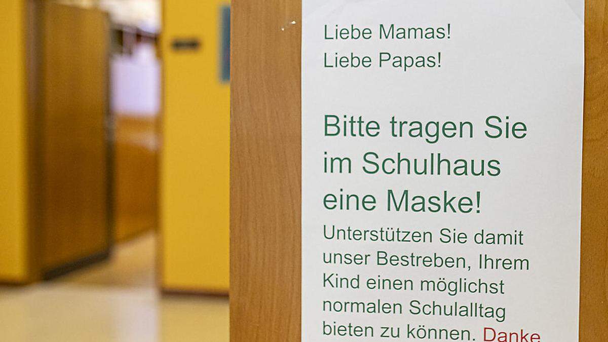 Trotz aller Vorkehrungen findet das Corona-Virus in die Schulen