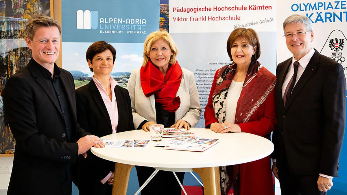 Von links: Arno Arthofer (Landessportdirektor, Olympiazentrum), Doris Hattenberger (Vizerektorin für Lehre, AAU), Maria-Luise Mathiaschitz (Bürgermeisterin), Marlies Krainz-Dürr (Rektorin der PHK), Peter Kaiser (Landeshauptmann) 