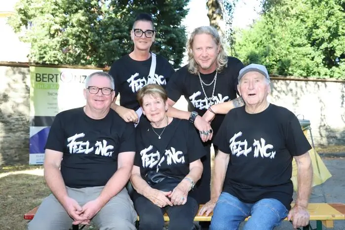 Die „Feel Inc“ Fans rundum von Maximilien Zaminer mit Michael & Jutta Zaminer sowie Manfred & Claudia Zaminer.