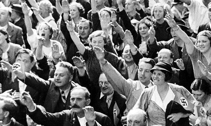 Die Propagandamaschine der Nationalsozialisten lief wie geschmiert: Jubel und Begeisterung für Adolf Hitler in Graz  