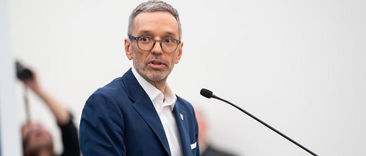FPÖ-Bundesparteichef Herbert Kickl beim U-Ausschuss zum "Rot-Blauen Machtmissbrauch" im Parlament in Wien