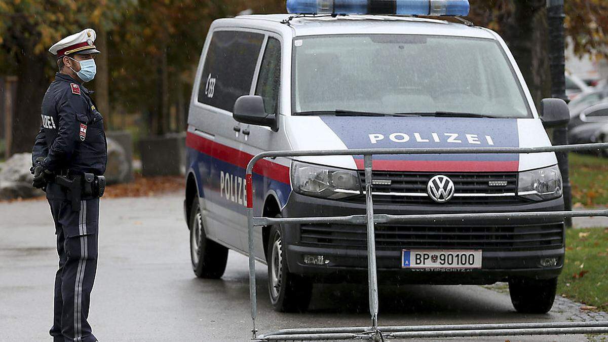 Auf für die Polizei gilt bei Amtshandlungen Maskenpflicht