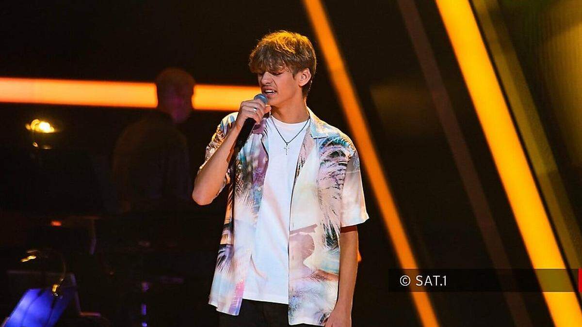 Gabriel Matosevic bei den Blind Auditions auf der &quot;The Voice Kids&quot;-Bühne