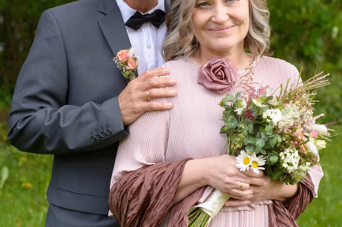 Nach nunmehr gut sieben gemeinsamen Jahren feierten Michaela und Manfred Skoff am 28. Mai mit rund 140 Gästen ihre Hochzeit in Seckau. Für die Flitterwochen ist eine Reise im Herbst an das Meer in Kroatien geplant.
