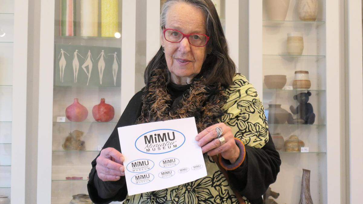 Margarethe Oberdorfer eröffnet im Kulturhaus sinnron in Dölsach ihr Miniatur-Museum „MiMu“