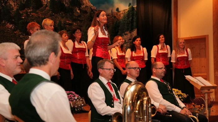 Ein unglaublich vielfältiges Programm wartete auf die Besucher beim Stadlsingen