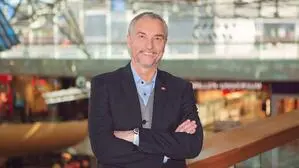 Ein Porträtfoto, aufgenommen mitten im Einkaufszentrum in Villach