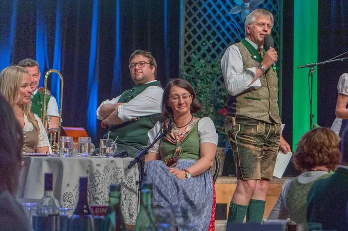 Mit dem Krönungsabend wurde das größte Blumenfest Österreich auch musikalisch eröffnet