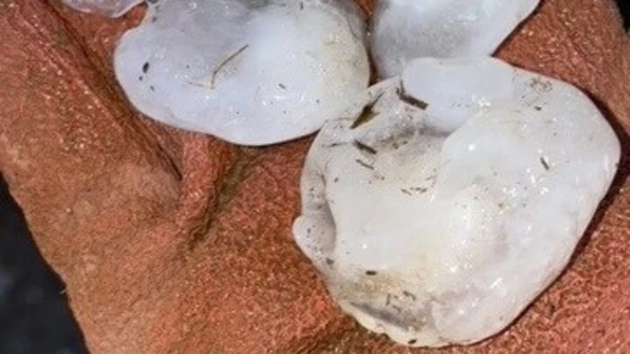 Leserreporterin Sonja Jauk schickte uns Bilder vom schweren Hagel-Unwetter in Deutschfeistritz am Montagabend. Klicken Sie sich durch die Fotos.