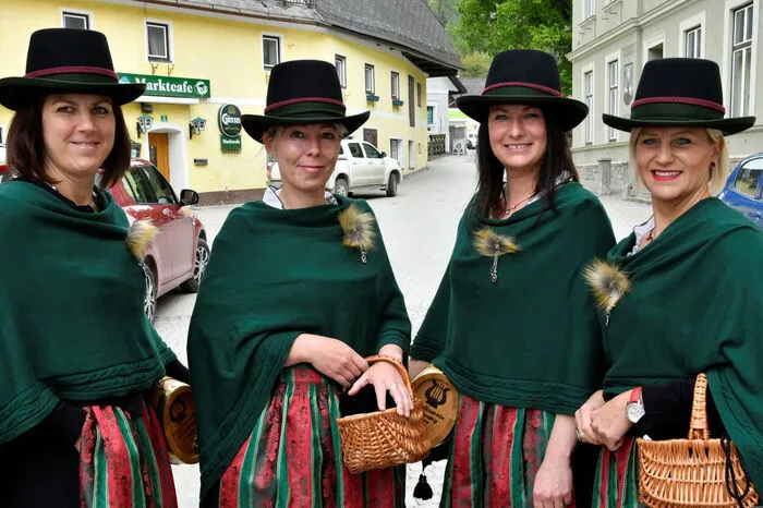 Klicken Sie sich durch weitere Bilder!