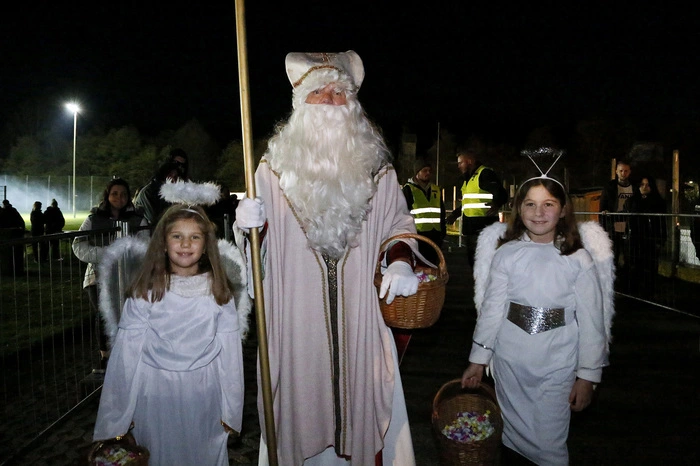 Der Nikolaus mit Süßigkeiten für die Kleinsten durfte nicht fehlen