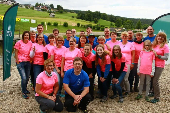 23 Familienstaffeln waren am Start, dem Mittelwert am nächsten kam das Team „Speedy 1“ mit Petra und Simon Schinnerl vor dem Team „Speedy 2“ mit Richard, Jakob und Paul Schinnerl und den „Die Halkis“ mit Adam Brunnhofer, Andreas Haubenwaller und Fabian Baumgartner.