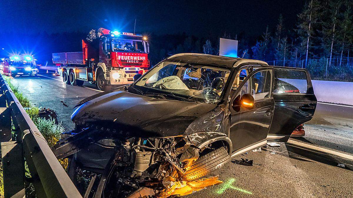 Nächtlicher Unfall auf der Südautobahn 