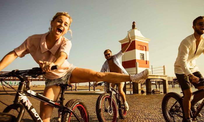 Direkt am Strand in die Pedale treten? Das geht mit dem Fatbike