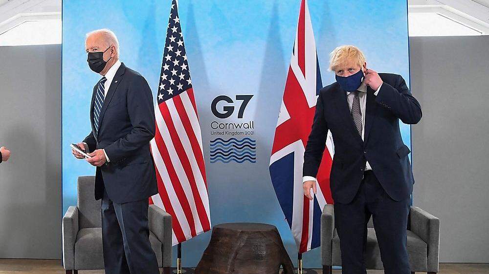 Alle Augen sind auf ihn gerichtet: Joe Biden auf Europa-Tournee, hier mit Boris Johnson