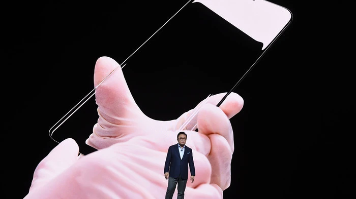 In etwa ein Monat später als üblich hat Samsung sein neues Galaxy S8 präsentiert. Für den Konzern geht es diesmal auch darum, das Fiasko mit den Akku-Bränden seines Galaxy Note 7 im vergangenen Herbst hinter sich zu lassen.