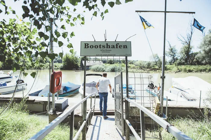 Bis er schließlich in Holland fündig wurde.