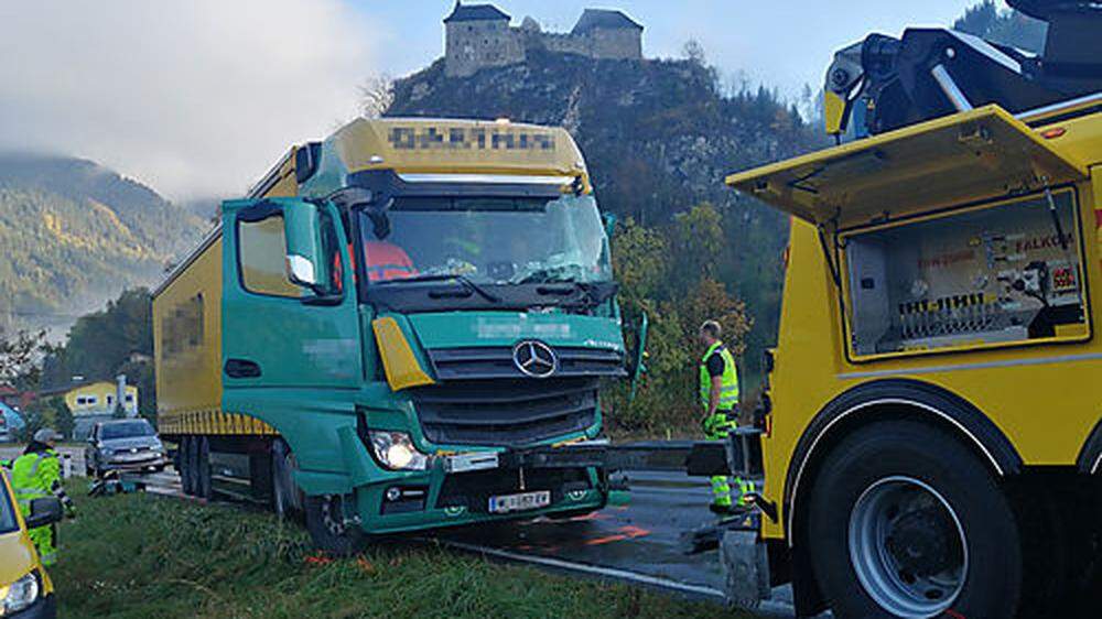 Bei der Ortseinfahrt von Dürnstein kam es zu dem Unfall