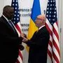 Der US-amerikanische Verteidigungsminister Lloyd Austin und sein ukrainischer Amtskollege Oleksiy Reznikov