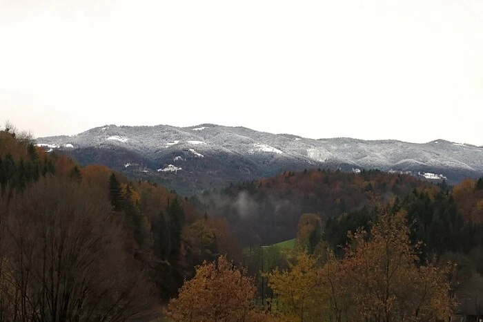 Im Tal um St. Ulrich im Greith ist der Schnee wieder weggegangen, aber St. Pongratzen ist noch winterlich, informiert uns Leserreporterin Johanna Huber.