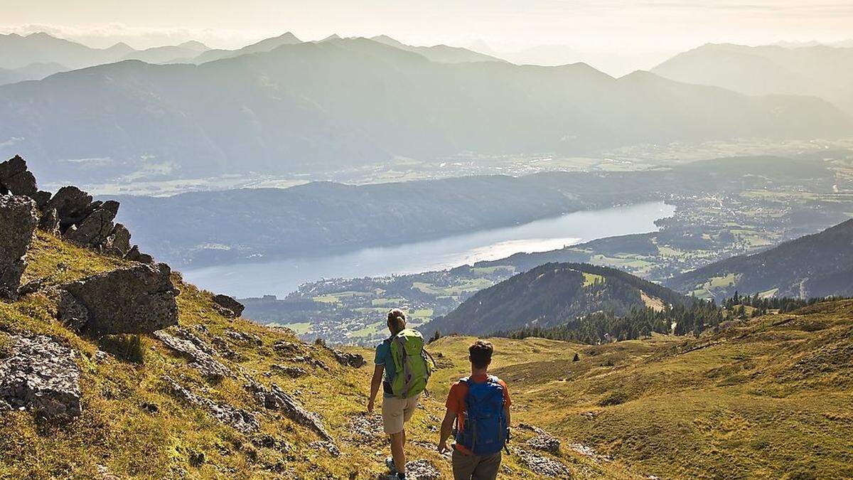     Berg- und Seeberührungen: In sieben Biwaks unter Sternen soll Zeit zu zweit intensiv genossen werden