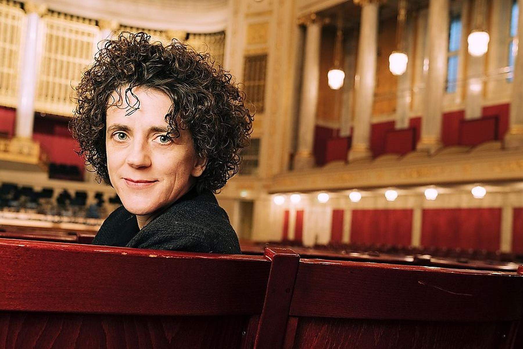 Staatsoper Wien: Olga Neuwirth erhält das Ehrenzeichen für Wissenschaft und  Kunst