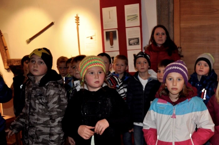 Die Kinder wurden in Gruppen aufgeteilt.