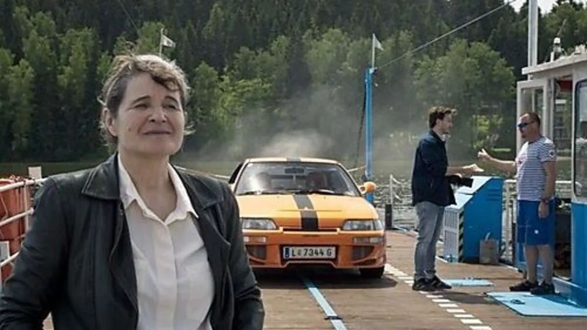 Maria Hofstätter widerstrebt das Pensonistinnendasein, da grätscht ihr ein persönlicher Fall dazwischen