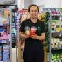 Im „Benly Mart“ gibt es unterschiedliche Produkte aus Asien