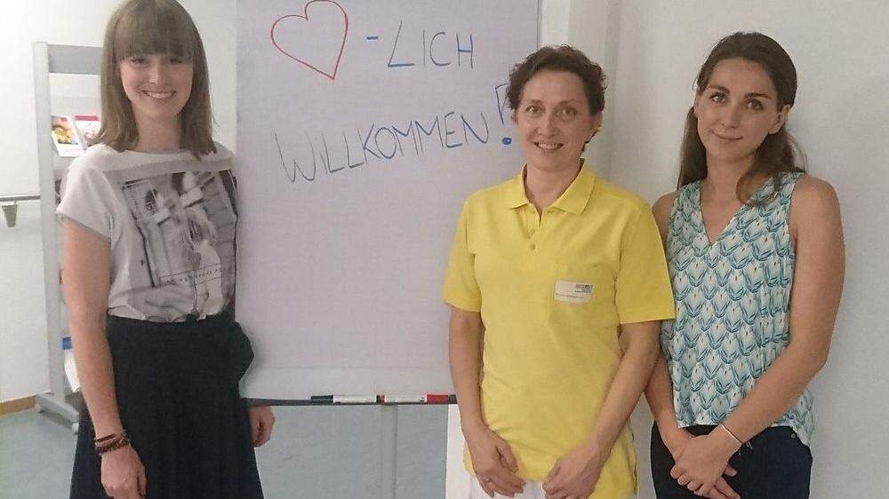 Kerstin Löffler, Michaela Löschnigg-Tausz und Anna Jerusalem vom Albert-Schweitzer-Trainingszentrum.