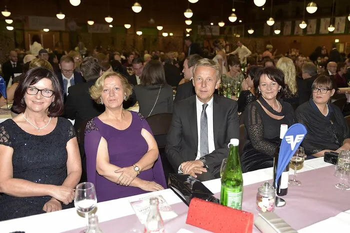 Klicken Sie sich durch die weiteren Bilder!