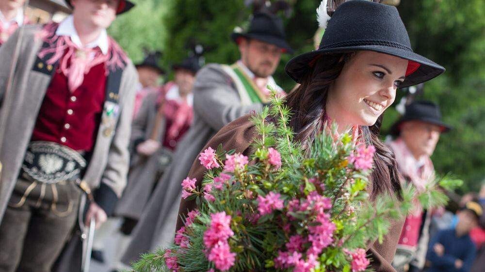 Das Almrosenfest gehört seit Jahren zu den gesellschaftlichen Höhepunkten in Osttirol