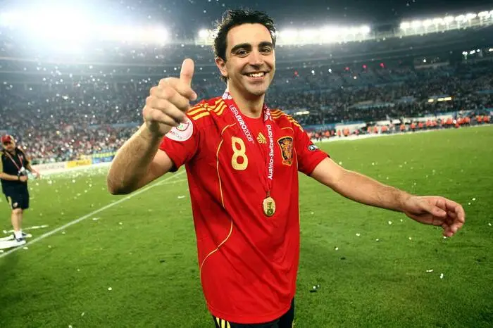 Mit dem spanischen Nationalteam holte sich Xavi 2008 in Wien seinen ersten Europameistertitel gegen Deutschland. 2012 sollte der zweite EM-Sieg folgen.