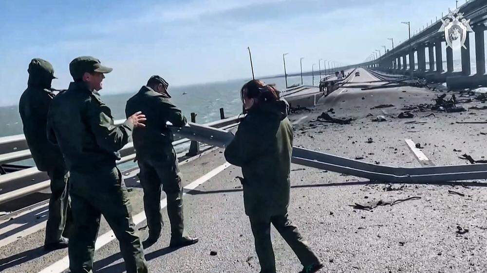 Die Brücke ist eine wichtige Verbindung zwischen der annektierten Krim und Russland.