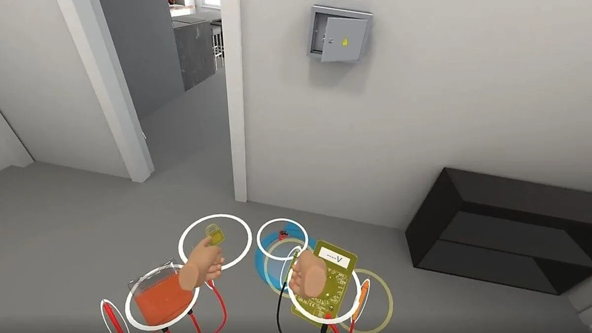 Mit Messgeräten wird die Spannung in den virtuellen Stecktdosen gemessen