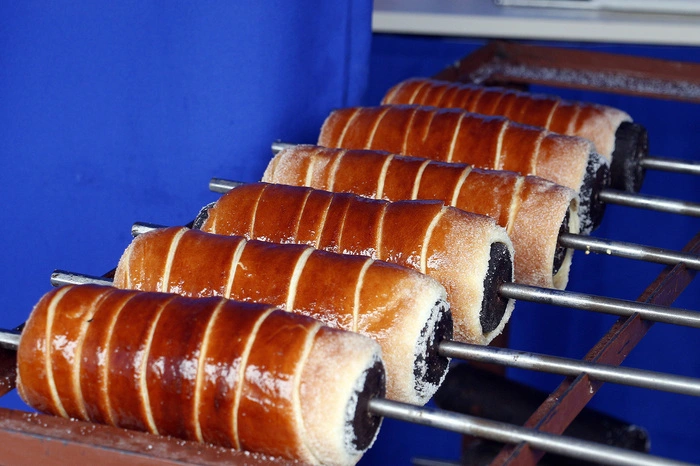 ...exotische Köstlichkeiten oder ungarische Baumkuchen.
