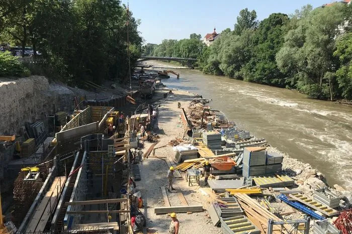...die Arbeiten beim Speicherkanal sind aber im Finale, zumindest was den innerstädtischen Bereich betrifft.