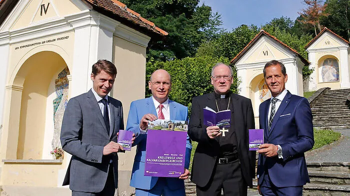Georg Messner, Matthias Kapeller, Bischof Alois Schwarz und Gerhard Schöffmann (von links)